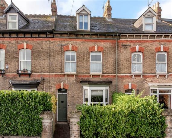 4 Bedroom Terraced